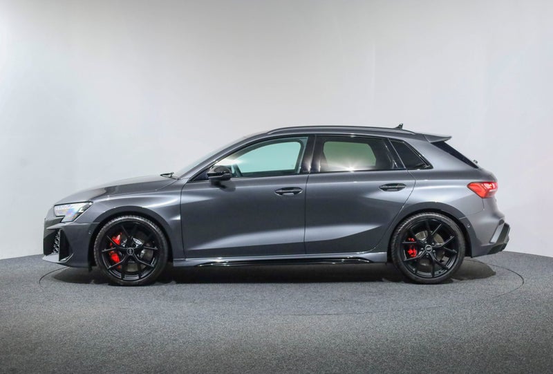 2026 Audi RS3 Sportback TFSI 294kW quattro image 3