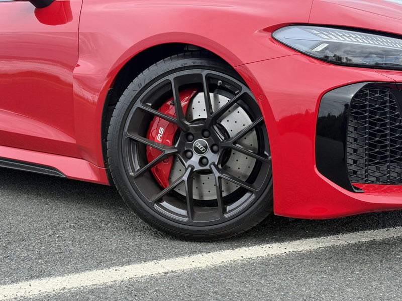 2026 Audi RS5 TFSI Quattro Avant image 2