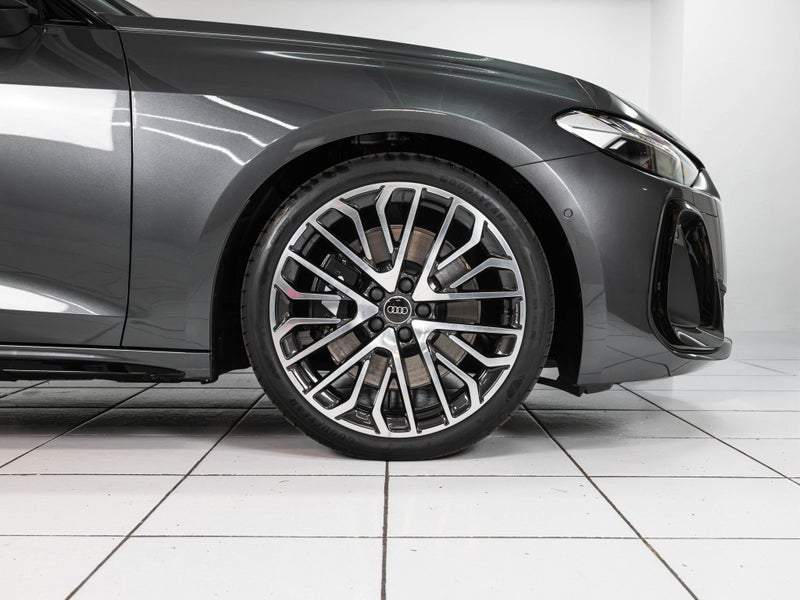 2026 Audi S5 Avant quattro image 5