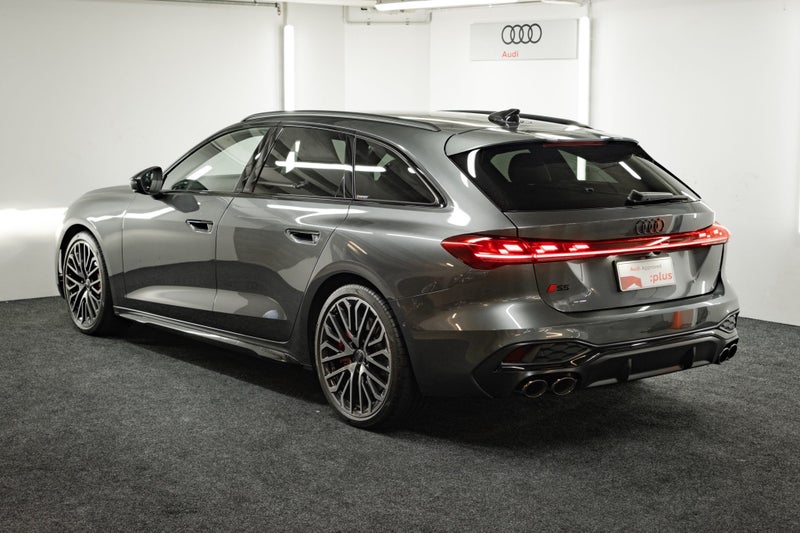 2026 Audi S5 Avant TFSI image 3
