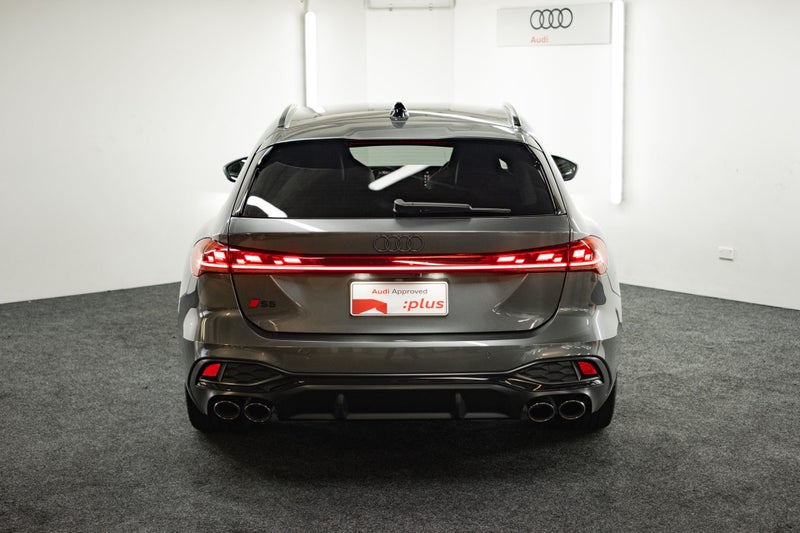 2026 Audi S5 Avant TFSI image 5