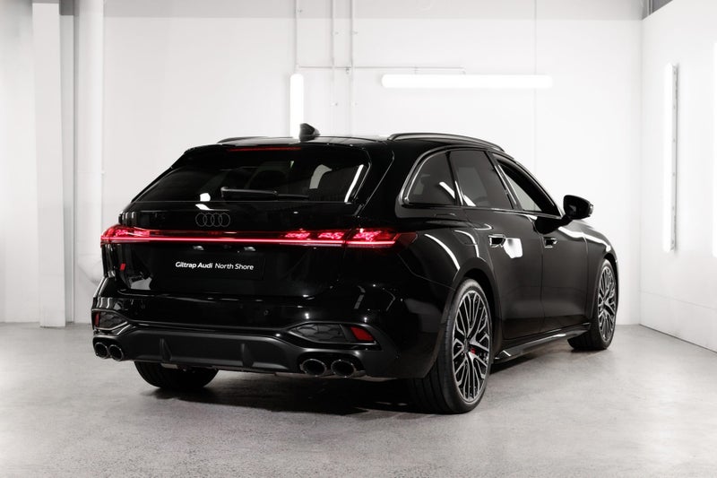 2026 Audi S5 Avant TFSI image 2