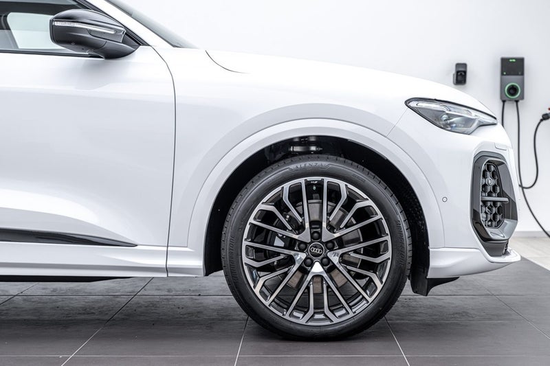 2026 Audi SQ5 SPORTBACK TFSI image 3