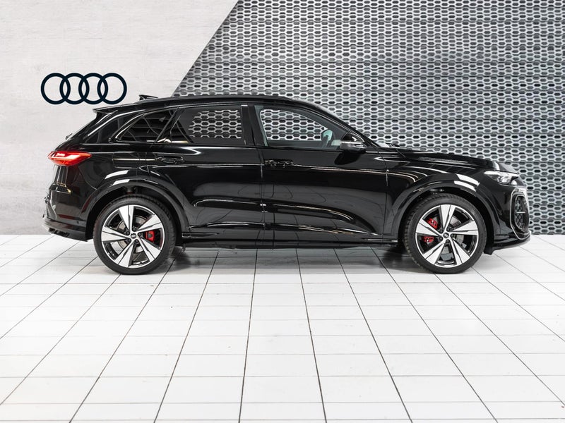 2026 Audi SQ5 SUV quattro image 2