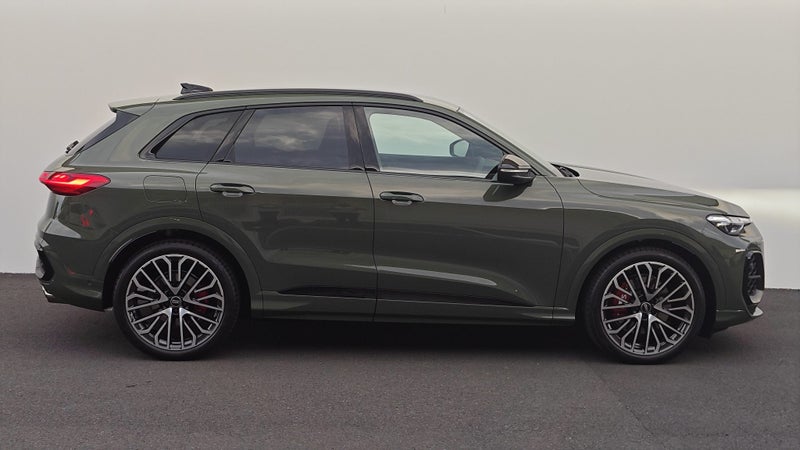 2026 Audi SQ5 SUV TFSI image 2