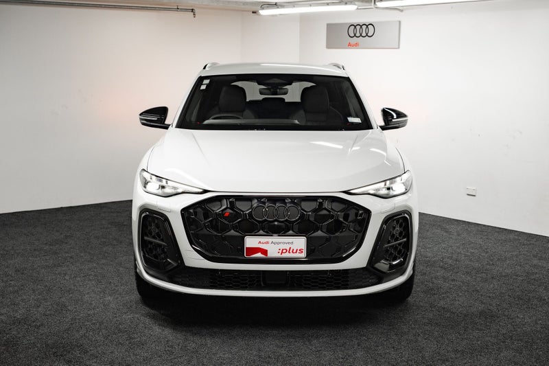 2026 Audi SQ5 SUV TFSI image 3