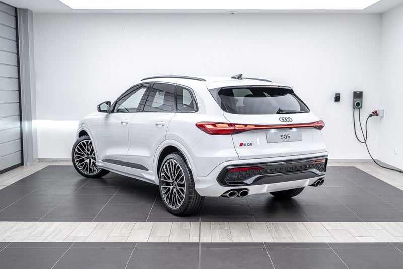 2026 Audi SQ5 SUV TFSI image 3