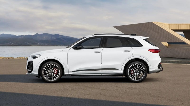 2026 Audi SQ5 SUV TFSI image 2