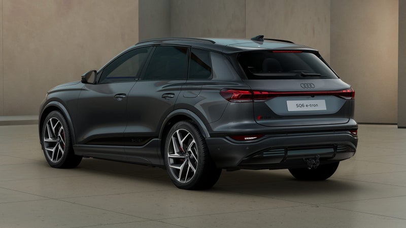 2026 Audi SQ6 SUV e-tron 360 kW image 2