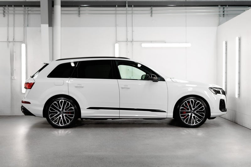 2026 Audi SQ7 TFSI 373 kW image 3