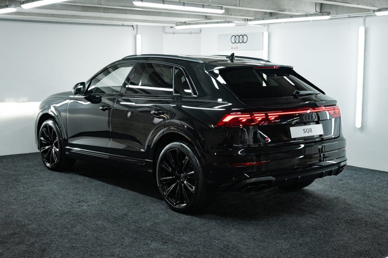 2026 Audi SQ8 TFSI image 3