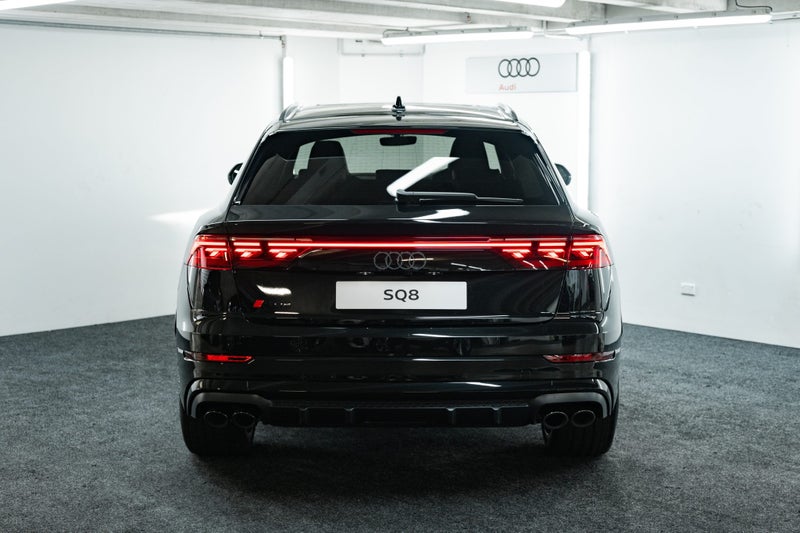 2026 Audi SQ8 TFSI image 5