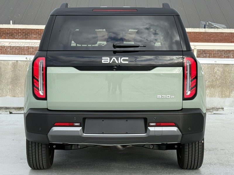 2026 BAIC B30 B30e Premium Adventure HEV AWD image 5