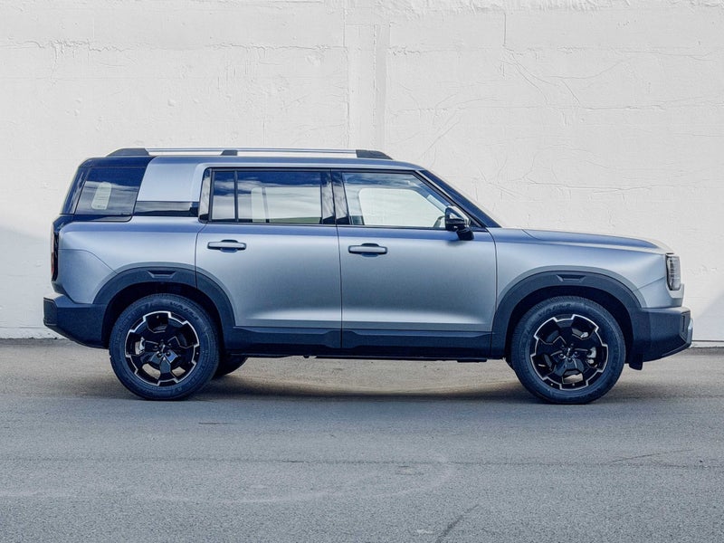 2026 BAIC B30 B30e Premium Adventure Hybrid image 2