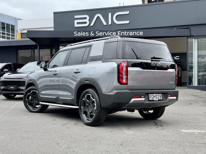 2026 BAIC B30 B30e Premium Adventure Hybrid AWD image 3