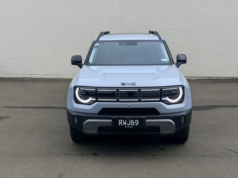 2026 BAIC B30 BLACKOUT EDITION AWD HYBRID image 5
