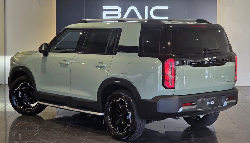 2026 BAIC B30 Premium Advanture HEV AWD image 2