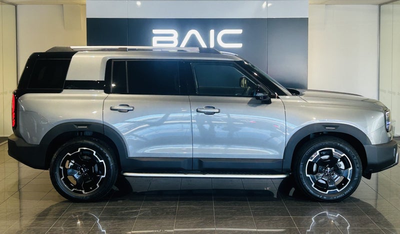 2026 BAIC B30 Premium Advanture HEV AWD image 3