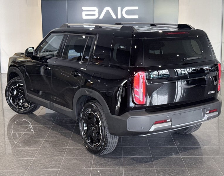 2026 BAIC B30 Premium Adventure HEV image 2