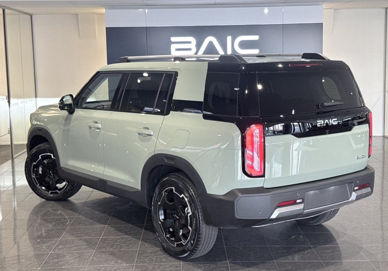 2026 BAIC B30 Premium Adventure HEV image 2