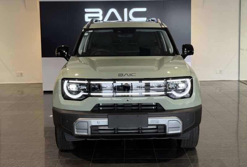 2026 BAIC B30 Premium Adventure HEV image 4