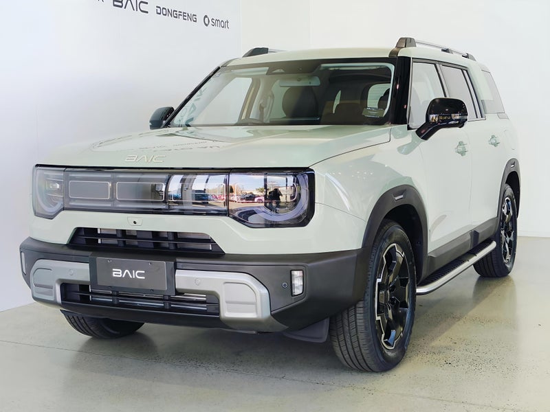 2026 BAIC B30 PREMIUM ADVENTURE HEV AWD image 2