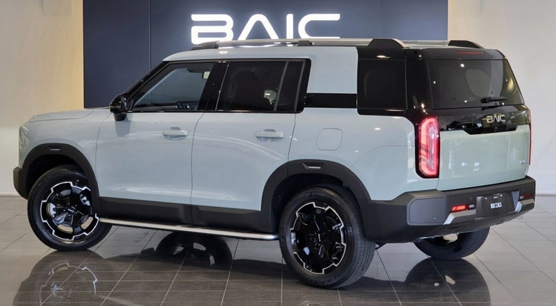 2026 BAIC B30 Premium Adventure HEV AWD image 2