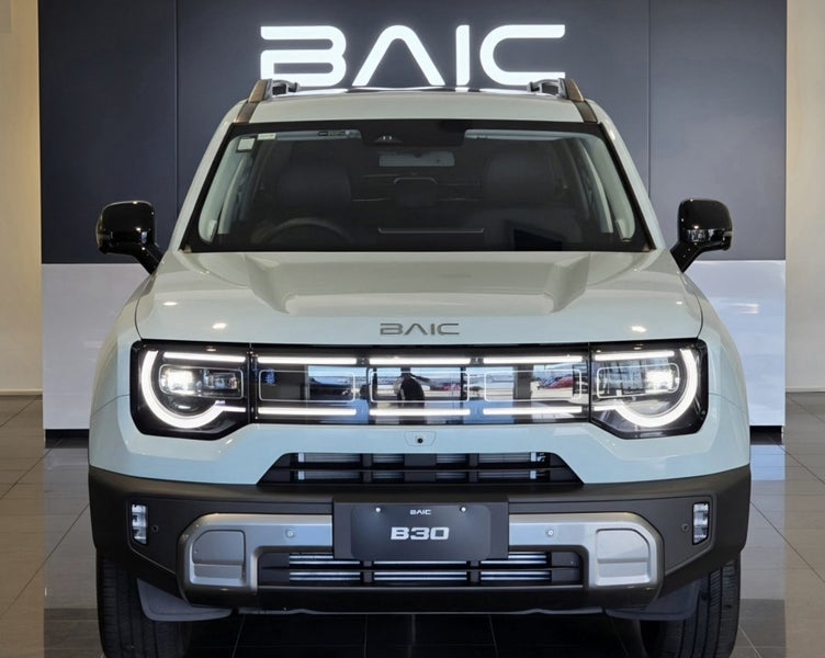 2026 BAIC B30 Premium Adventure HEV AWD image 4