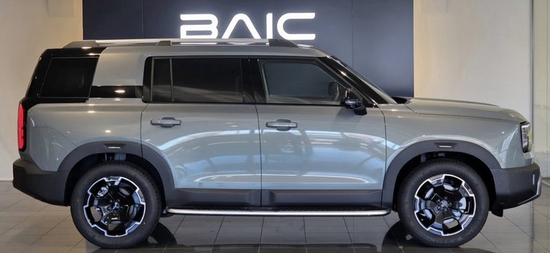 2026 BAIC B30 Premium Adventure HEV AWD + Towba... image 3