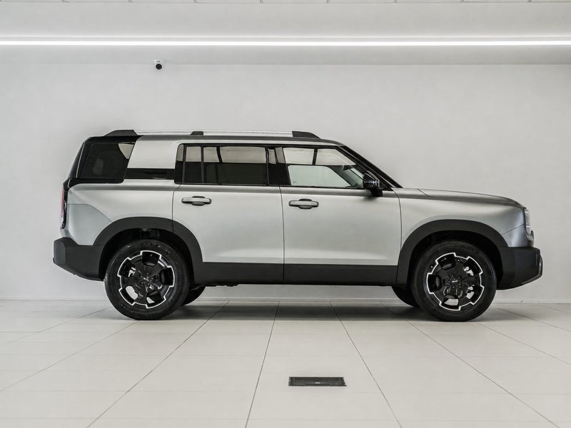 2026 BAIC B30 Premium Adventure Hybrid 1.5P image 5