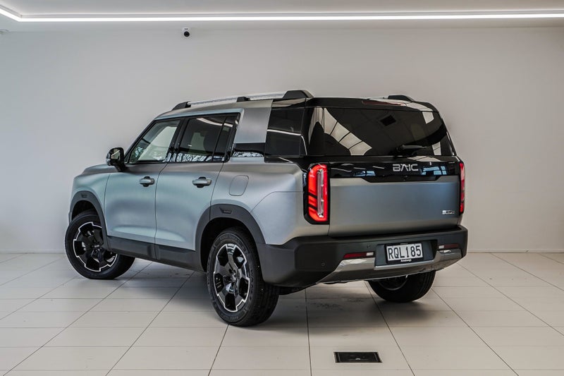 2026 BAIC B30 Premium Adventure Hybrid 1.5P TUR... image 4