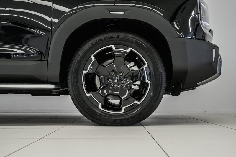 2026 BAIC B30 Premium Adventure Hybrid AWD 1.5P... image 5