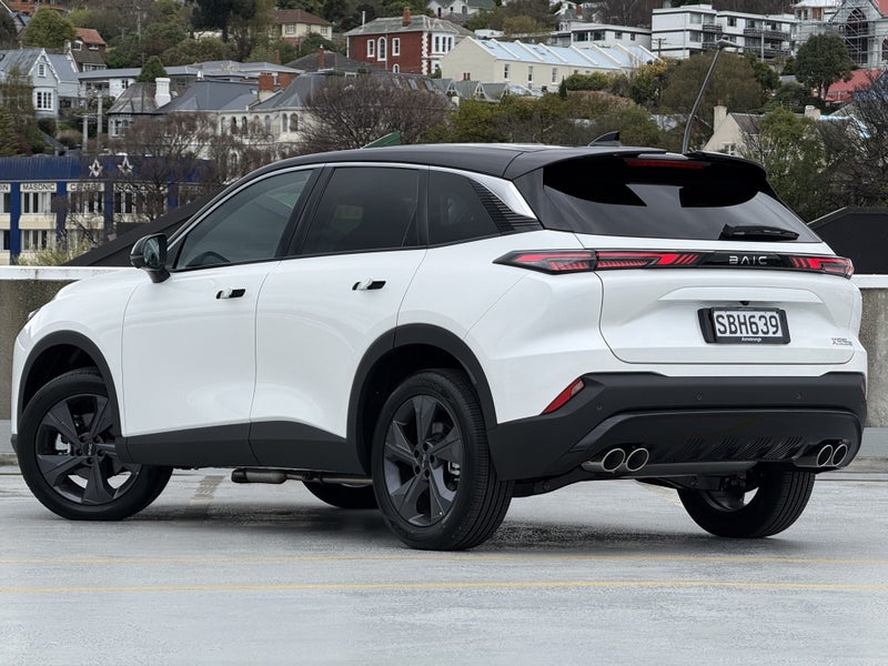 2026 BAIC X55 Elite Hybrid 1.5Ph image 3