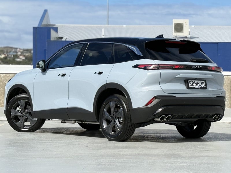 2026 BAIC X55 Elite Hybrid 1.5Ph image 2