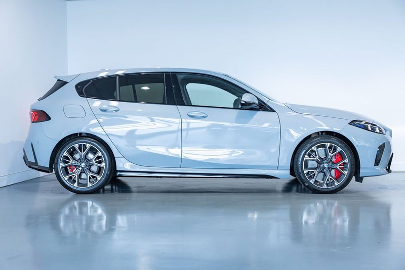 2026 BMW 120i M-Sport image 2