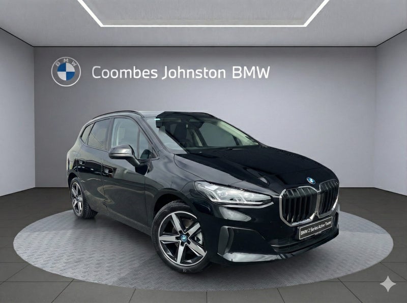 2026 BMW 225e xDrive image 5