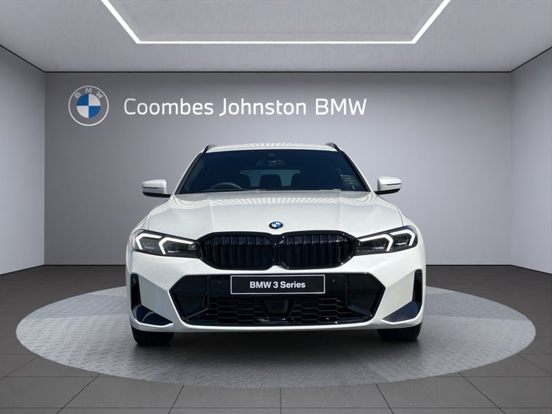 2026 BMW 320D xDrive Touring image 2