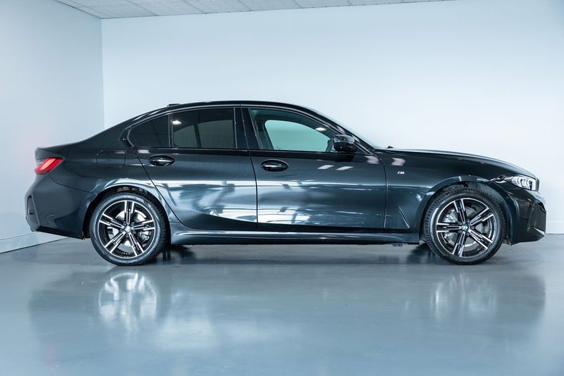 2026 BMW 320i Executive Package image 4