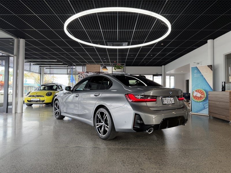 2026 BMW 320i M-Sport + Executive & Enhancement... image 4