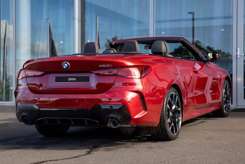 2026 BMW 420i 420i Convertible image 5