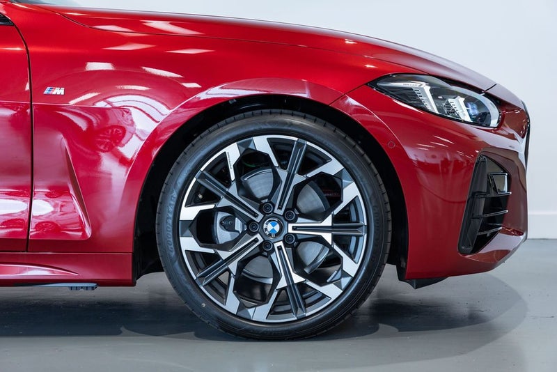 2026 BMW 420i Convertible image 2