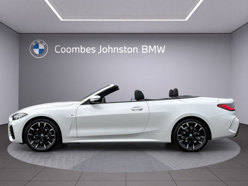 2026 BMW 420i Convertible image 3