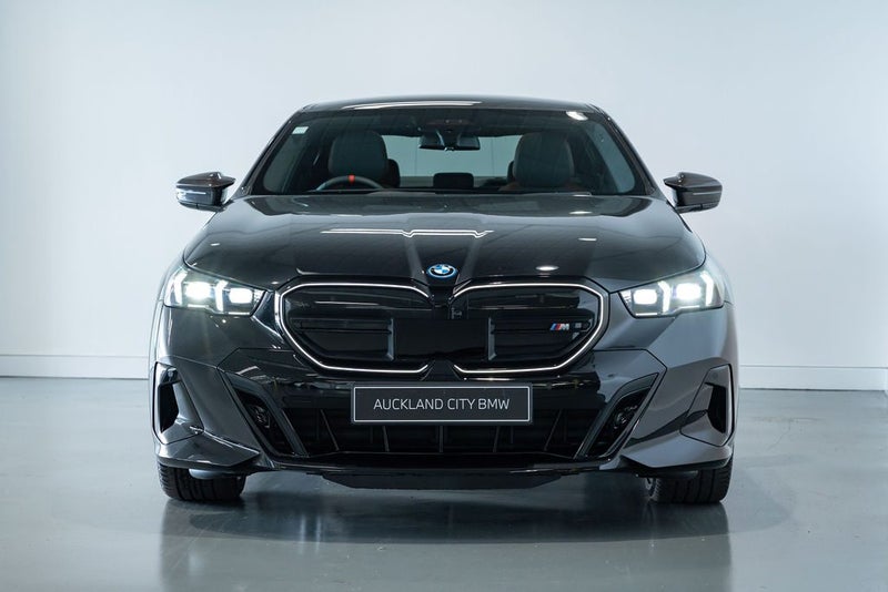 2026 BMW i5 M60 Xdrive image 2