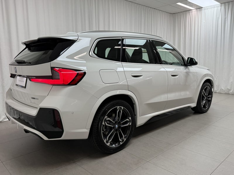 2026 BMW iX1 BMW iX1 xDrive30 image 3