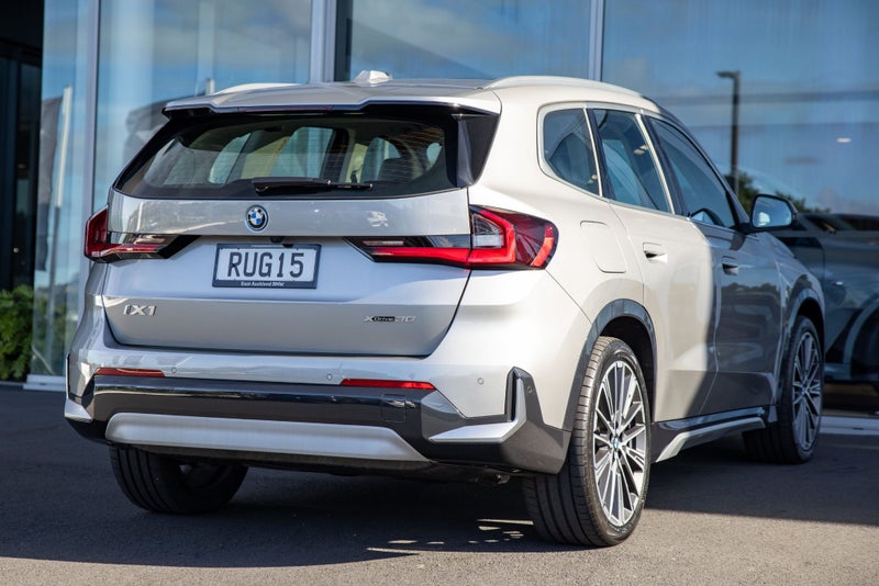 2026 BMW iX1 ix1 xDrive30 image 3