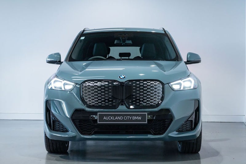 2026 BMW iX1 xDrive 30 image 3
