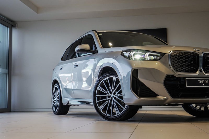 2026 BMW iX1 xDrive30 image 2