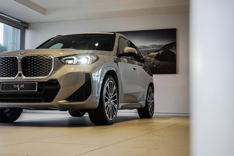 2026 BMW iX1 xDrive30 image 5
