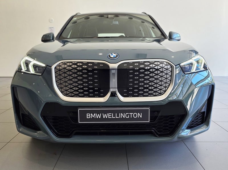 2026 BMW iX1 xDrive30 image 2