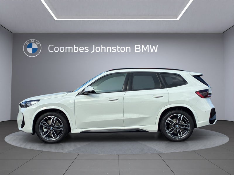 2026 BMW iX1 xDrive30 image 3